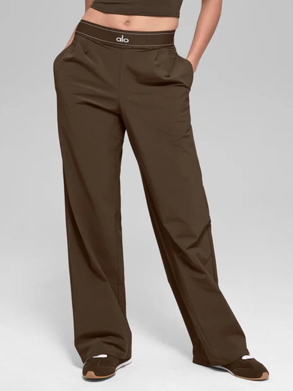 Regular🔹 ALO Yoga  Women's Classic Espresso Straight Leg Suit Up Trousers (NWT) - Picture 7 of 8